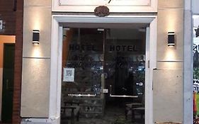 Hotel Nuevo Splendid en la Peatonal